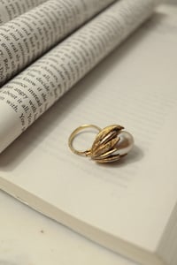 Image 2 of Vintage Pearl Egg Ring 