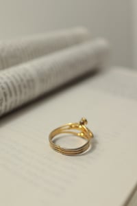 Image 3 of Vintage Blue & Clear Gem Stone Ring 