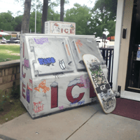 Image 5 of Miniature Icebox 1/8 scale