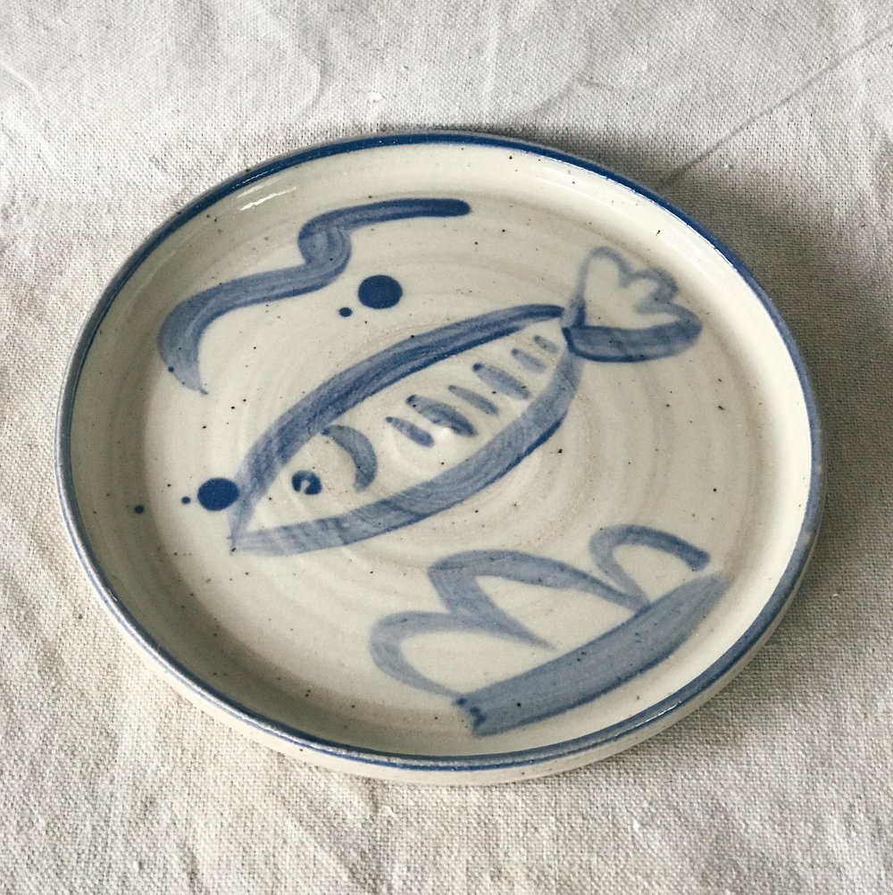 Image of painted plate in blue and white