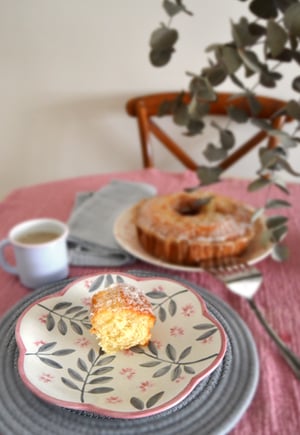 Image of Plato flor pintado a mano- gris y rosa. Antes 44.90€