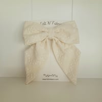 Image 2 of Large beige Posie bow // Posie Collection