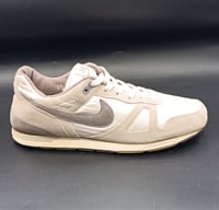 Image 1 of NIKE AIR QUEST SIZE 8.5US 42EUR 