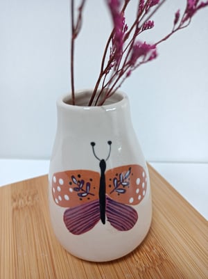 Image of Petit vase papillon brun