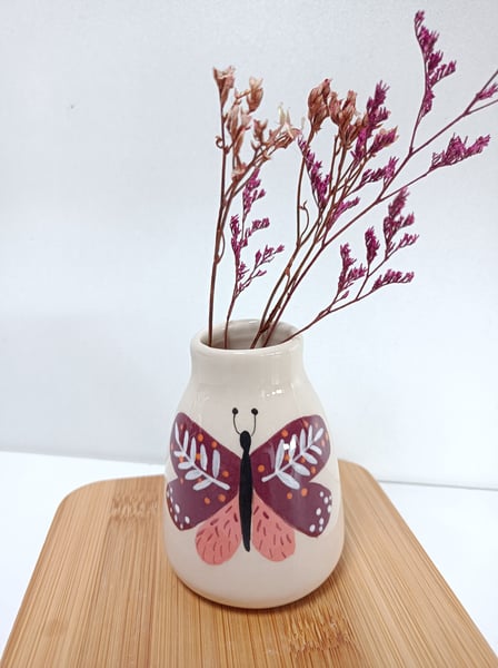 Image of Petit vase papillon bordeaux 