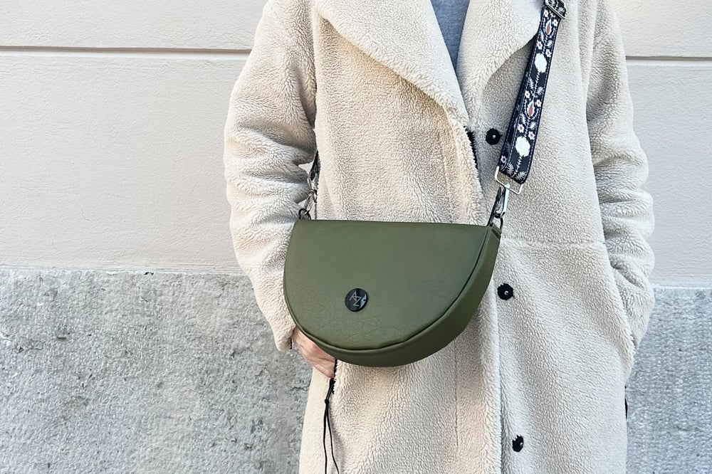 Image of Half moon bag olive