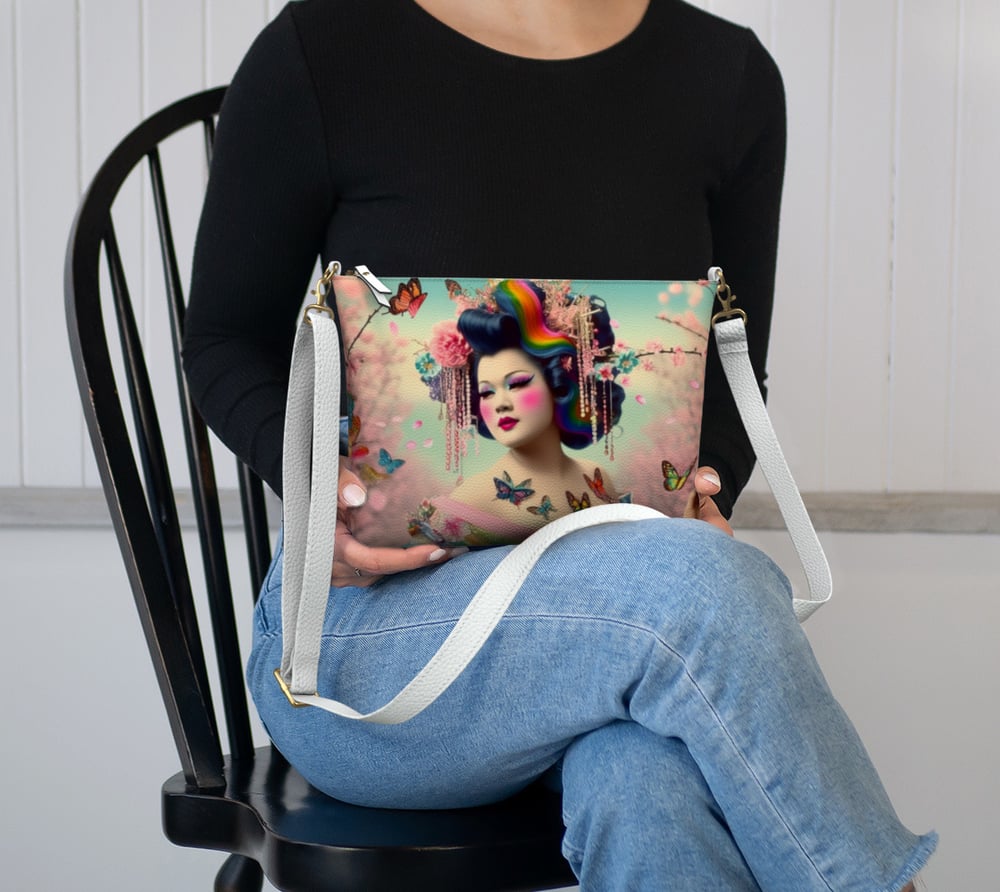 Image of Geisha Crossbody Purse