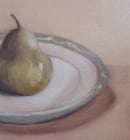 Image 4 of Poire sur une assiette