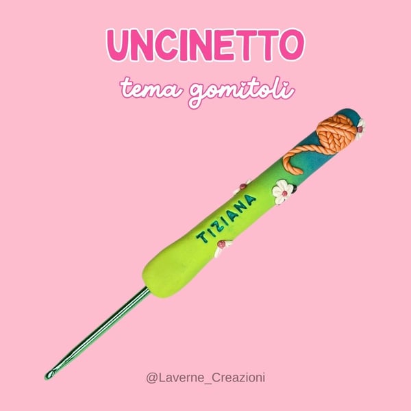 Image of Uncinetto con gomitolo