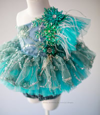 Image 1 of Emerald luxuriant outfit