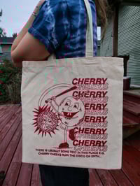 Image 2 of Totes