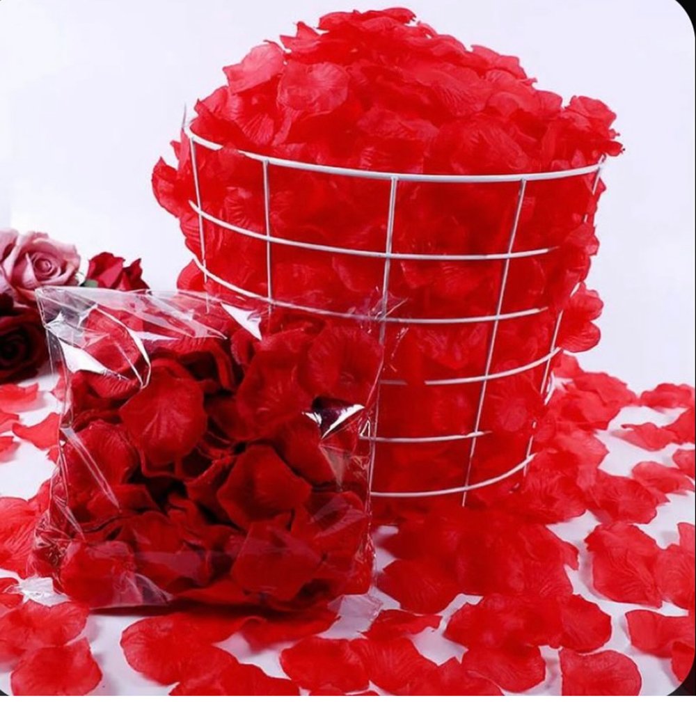 Rose petals 