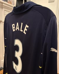 Image 5 of Tottenham Hotspur "BALE 3" 2010/11 Third Shirt Long Sleeve (M)