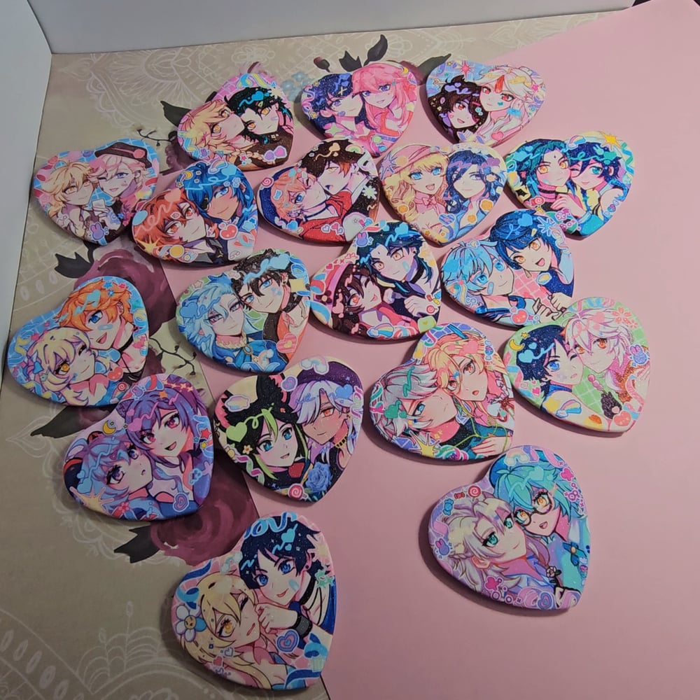 Image of Genshin Ship Holo Glitter Heart Shaped Buttons