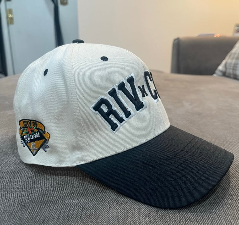 Riv City Snaps.