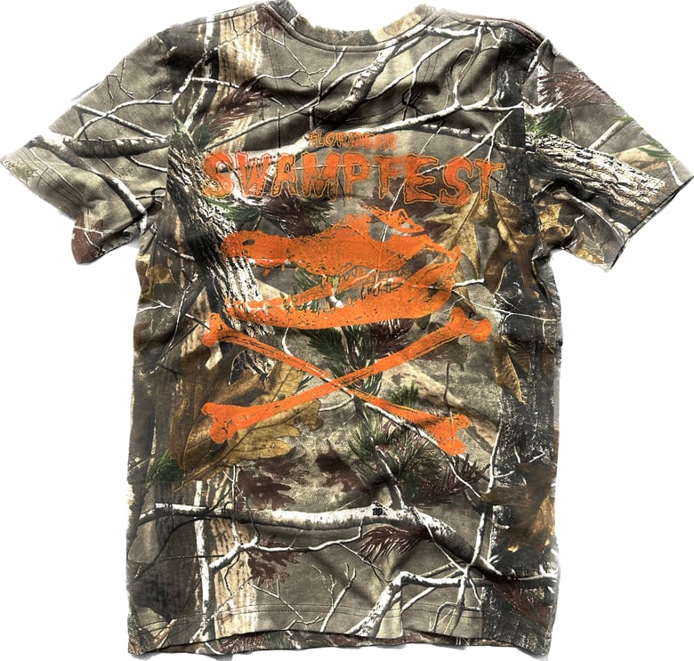 Image of SWAMPFEST 2024 CAMO ALLIGATOR AND CROSSBONES TEE