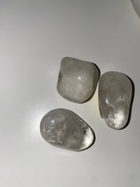 Image 1 of Lemon Quartz $5