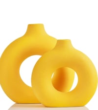 Image 4 of Minimalistic Ceramic Decorative Vase