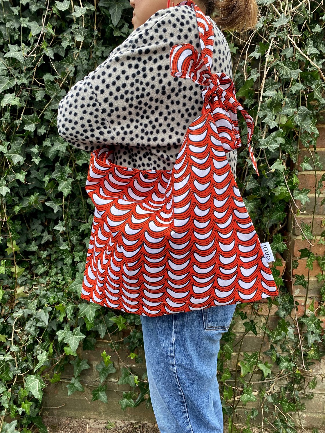 Image of SB - redbanana