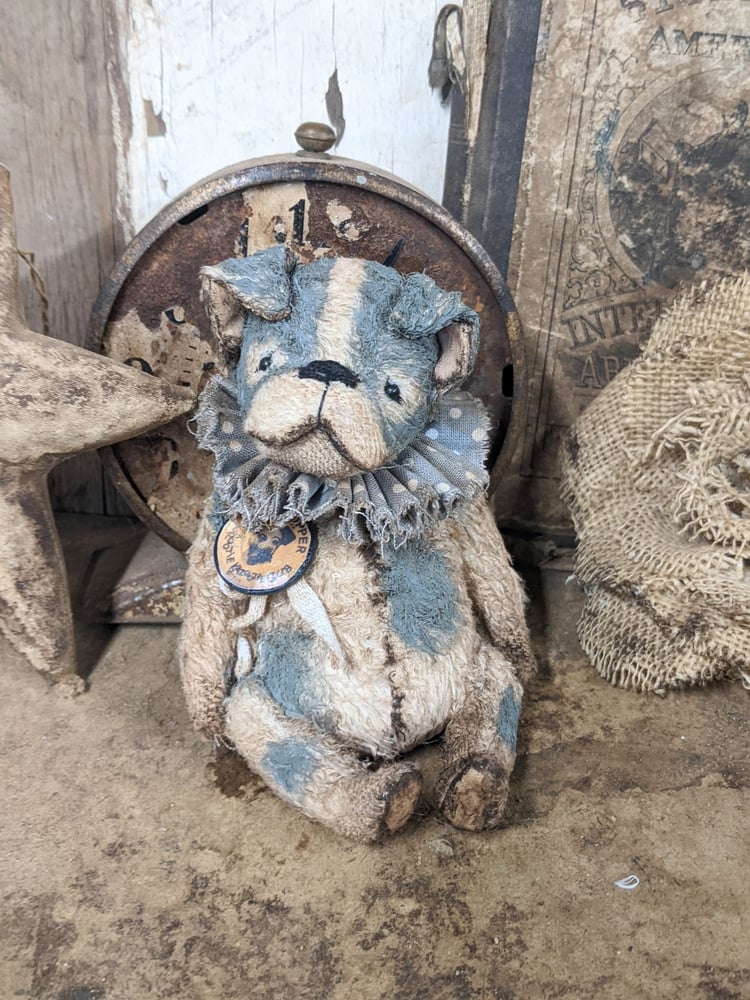 Image of English Bulldog ~ 5" size - Old Vintage Style BlUE-Gray bulldog by  Whendi's Bears.