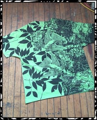 Image 2 of GREEN DREAMBIRDS TEE [XXL]