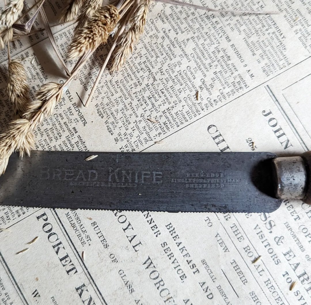 Image of Bread knife