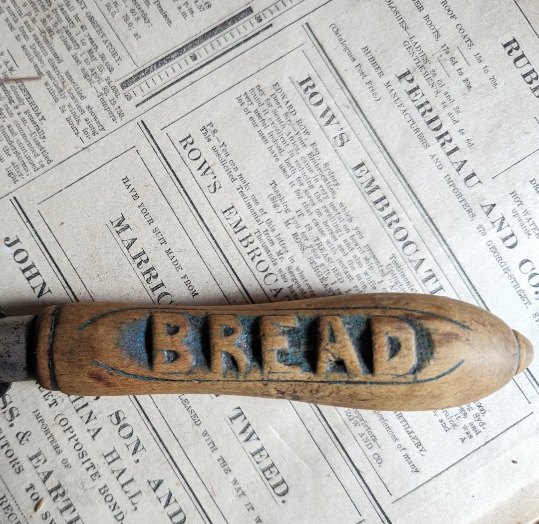 Image of Bread knife