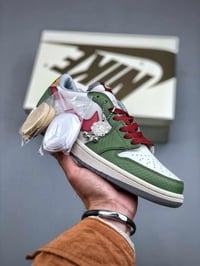 Image 3 of Holiday dunks
