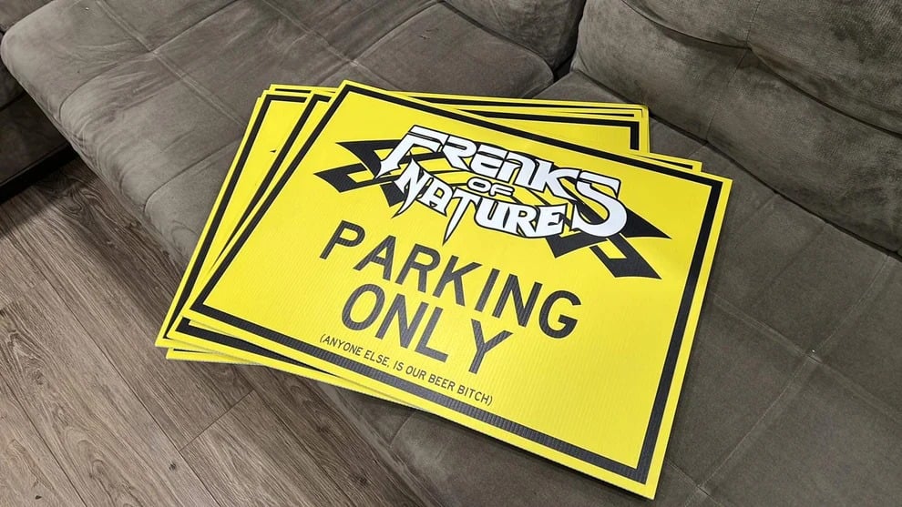 Yard Signs / Parking Signs 10 PACK