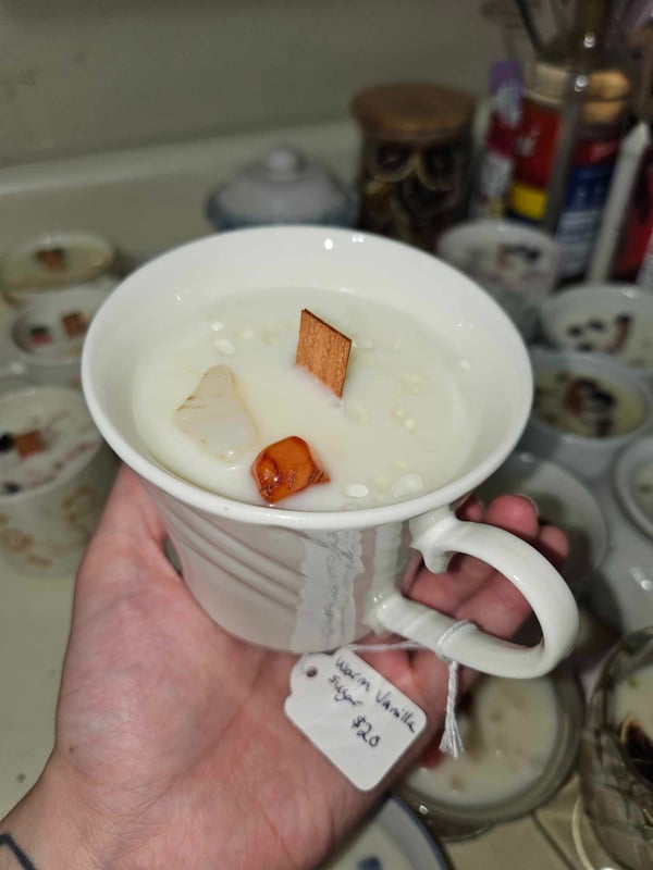 Image of Warm Vanilla Sugar - TEA CUP CANDLE