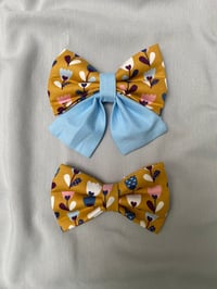 Image 1 of Spring Tulips Sailor Bow / Bow Tie 