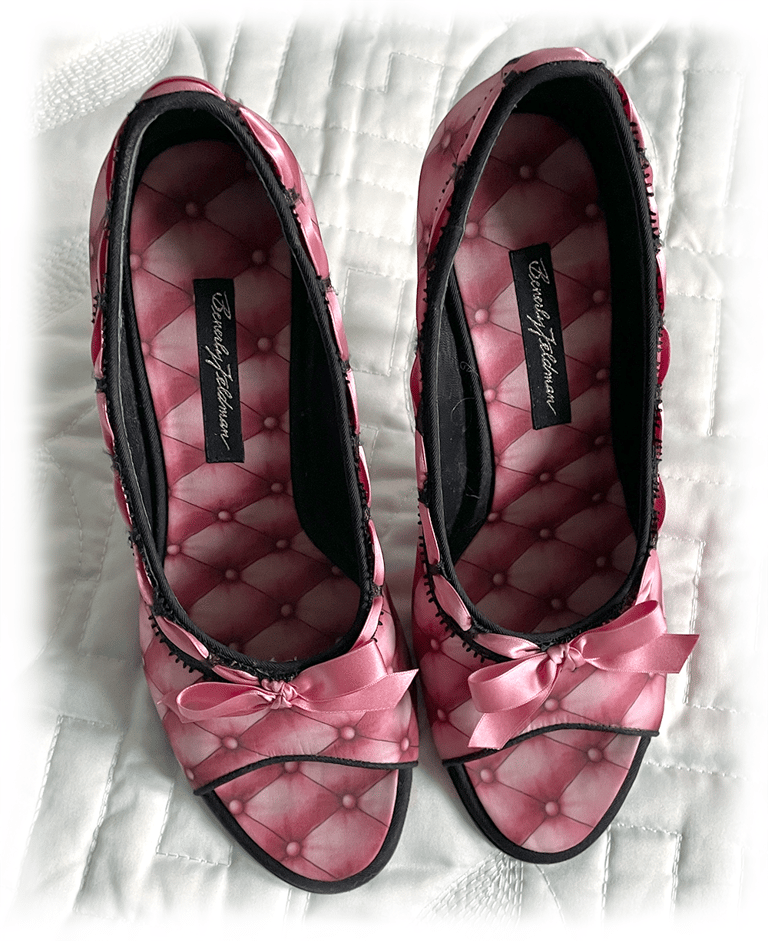 Boudoir vintage heels Image 2
