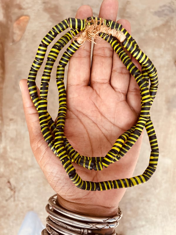 Image of Antique African Trade Beads (bumblebee)