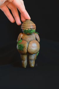 Image 4 of Venus of Willendorf moss