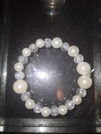 Image 2 of Pearl bracelets 