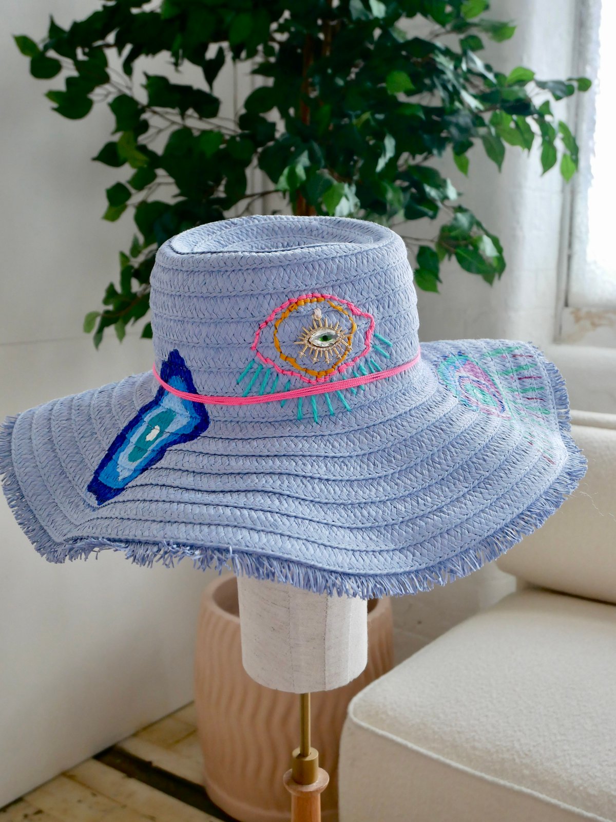 The Santorini Hat 