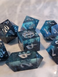 Image 4 of Undertow dice set 