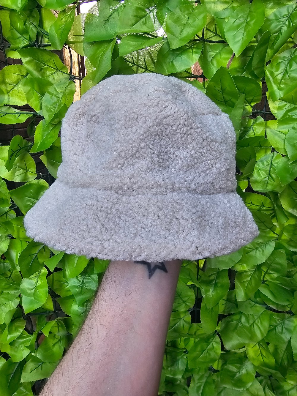 Slug and slime reversible bucket hat 