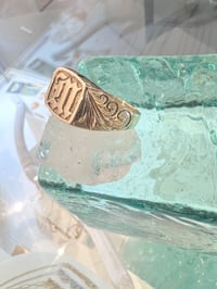 Image 4 of 14k solid gold vintage Hawaiian M ring