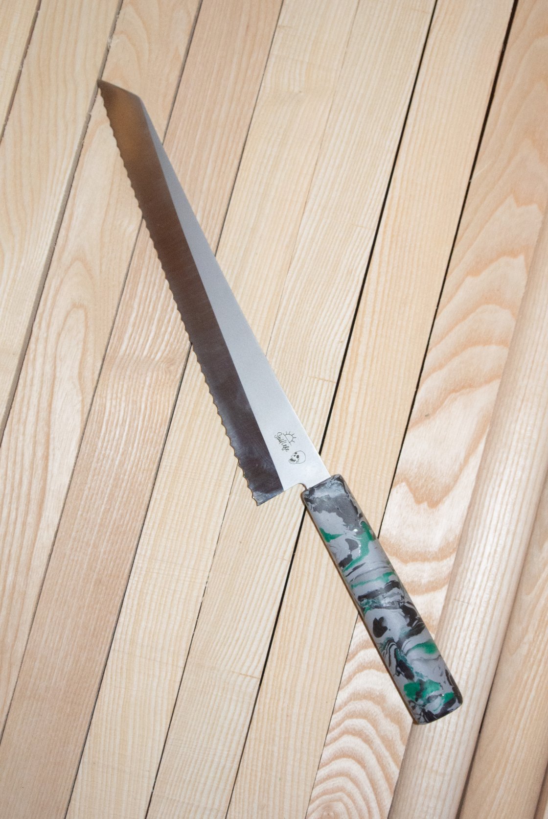 Image of Bread Knife 04