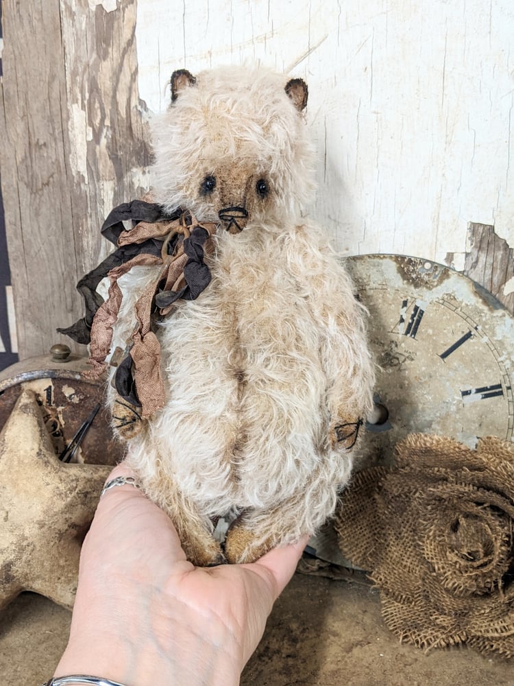 Image of 9"  Vintage style CREAM MOHAIR fat bear w/antique skeleton key by whendi's bears