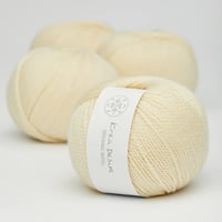 Image 1 of Krea Deluxe Organic Wool (Several Colors) 