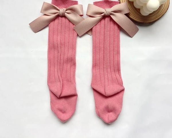 Image of Mauve bow socks