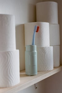 Toothbrush vase 