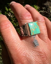 Image 5 of WL&A Handmade Heavy Ingot Royston Green Matrix Turquoise Thunderbird Ring - Size 11