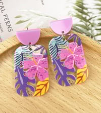 Image 2 of Lavender Pink Flower Petal Design Earrings