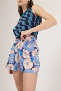 Image 1 of SHORT SAMOA ANEMONE BLU €148 -30%