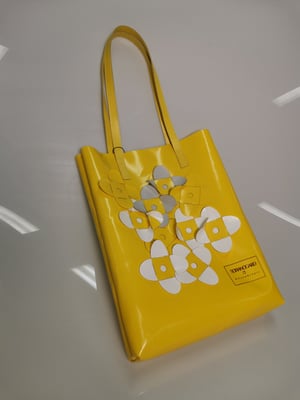 Image of YELLOW WHITE BSIDEBAG