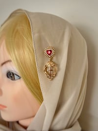 Image 2 of Sacred Heart Veil (Apricot)