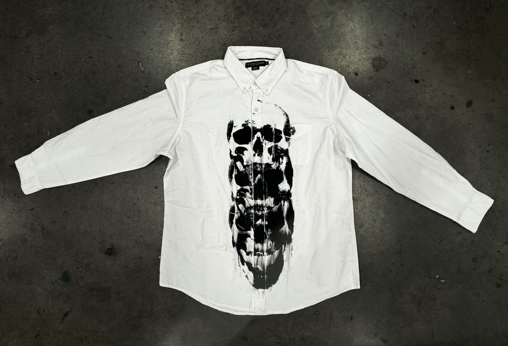 Triple Skull Totem Button Up 1/1